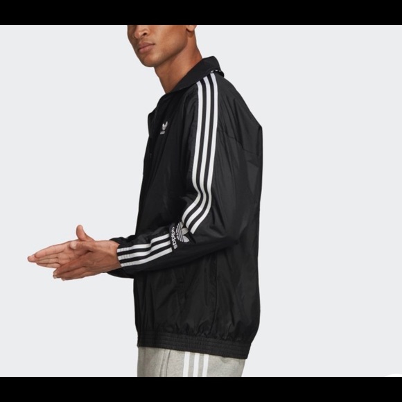 Last🤩Adidas woven track jacket - Picture 3 of 14